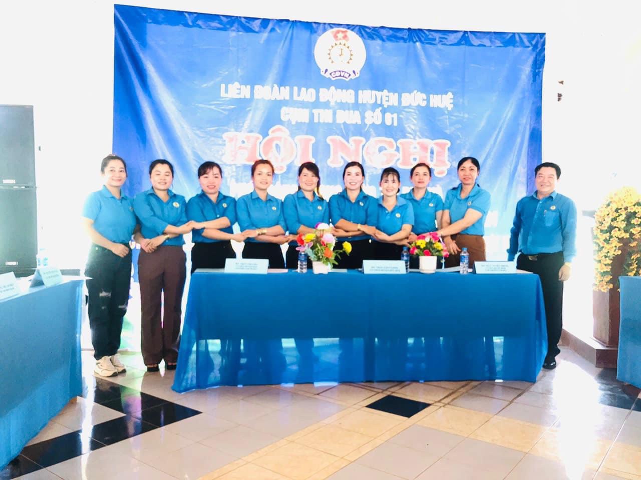 Hoạt động công đoàn